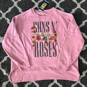 NWT Pink Guns N’ Roses Women’s Sweatshirt Size L